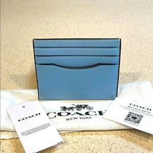 Coach NWT Powder Blue Leather Card Holder with Coach Dust bag MSRP $78